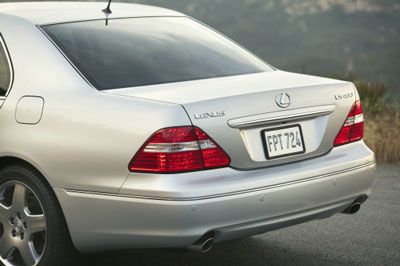Lexus Debuts Revised LS 460 With New Styling And Telematics Lexus LS460 4
